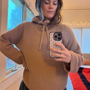 Quince Cashmere Sweater